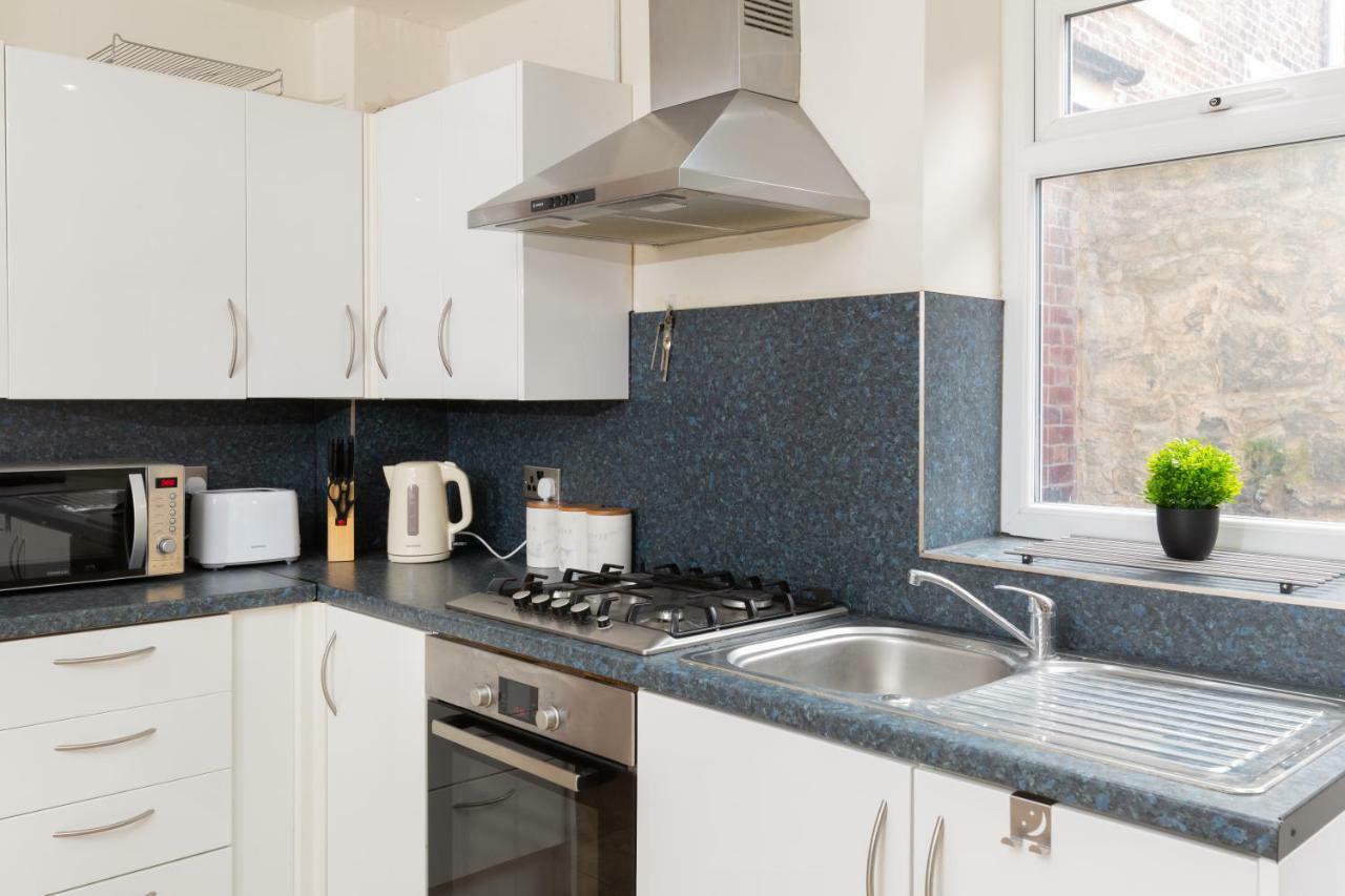 3 Bedroom Apartment Newcastle City Centre Bagian luar foto